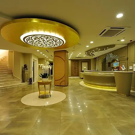 Yasmak Sultan Estambul