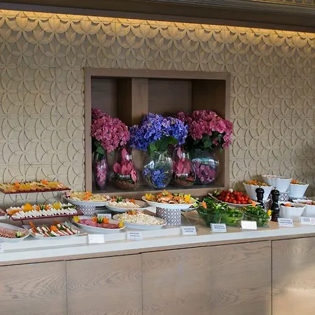 Отель Yasmak Sultan 4*