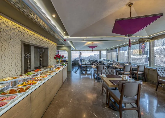 Отель Yasmak Sultan